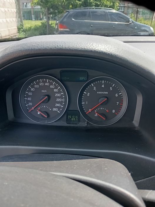 Volvo v50 1.8Бензин
