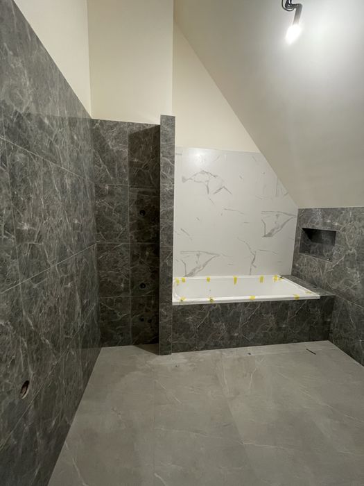 Плиточник. Якісна укладка плитки. Замовлення матеріалів під ключ!