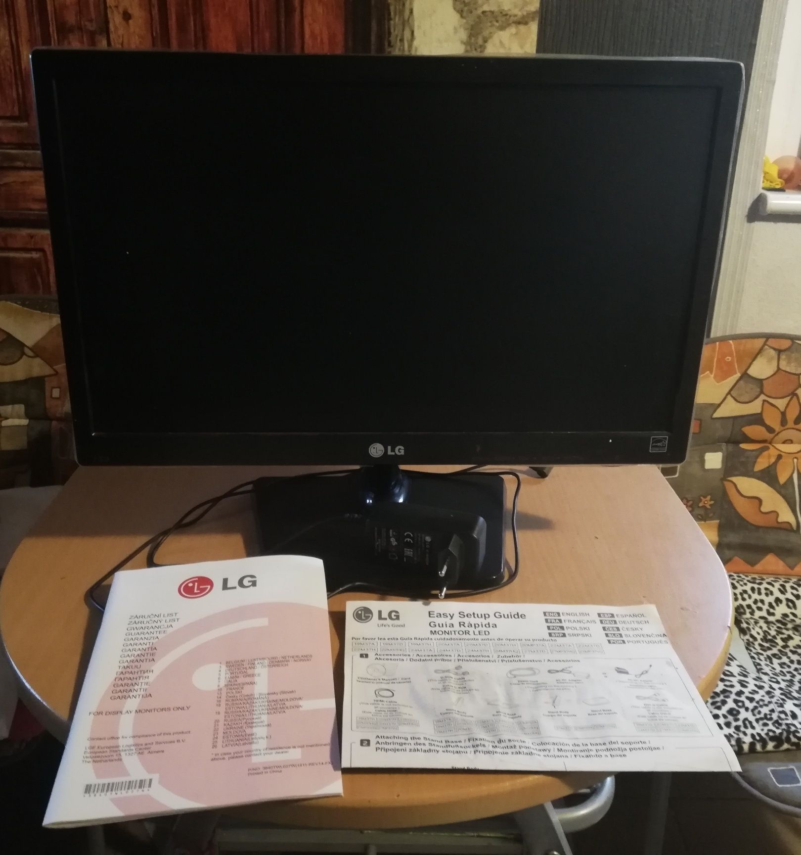 Monitor lg 19 cali