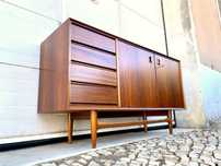 Aparador olaio vintage 150comp x 50prof x 84alt.
