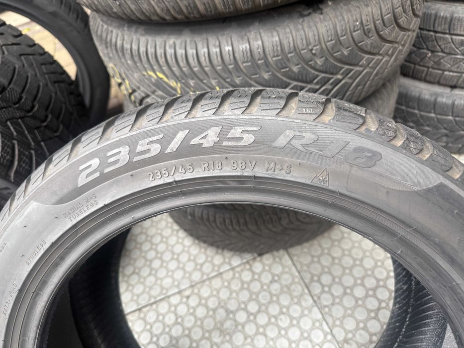 235-45 R18 98V Pirelli Winter Sottrozero 3 ELECT PNCS TO 2022 2шт