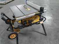 Pilarka stołowa DeWalt DWE 7492 + stół mobilny DWE 74911