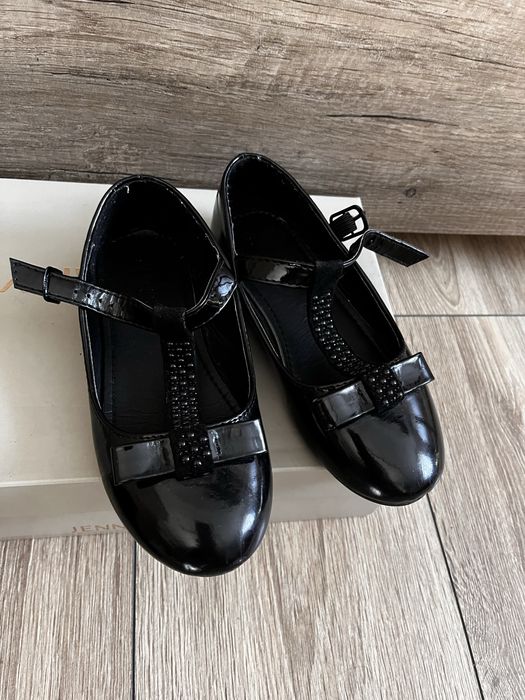 Półbuty,czółenka lakierowane