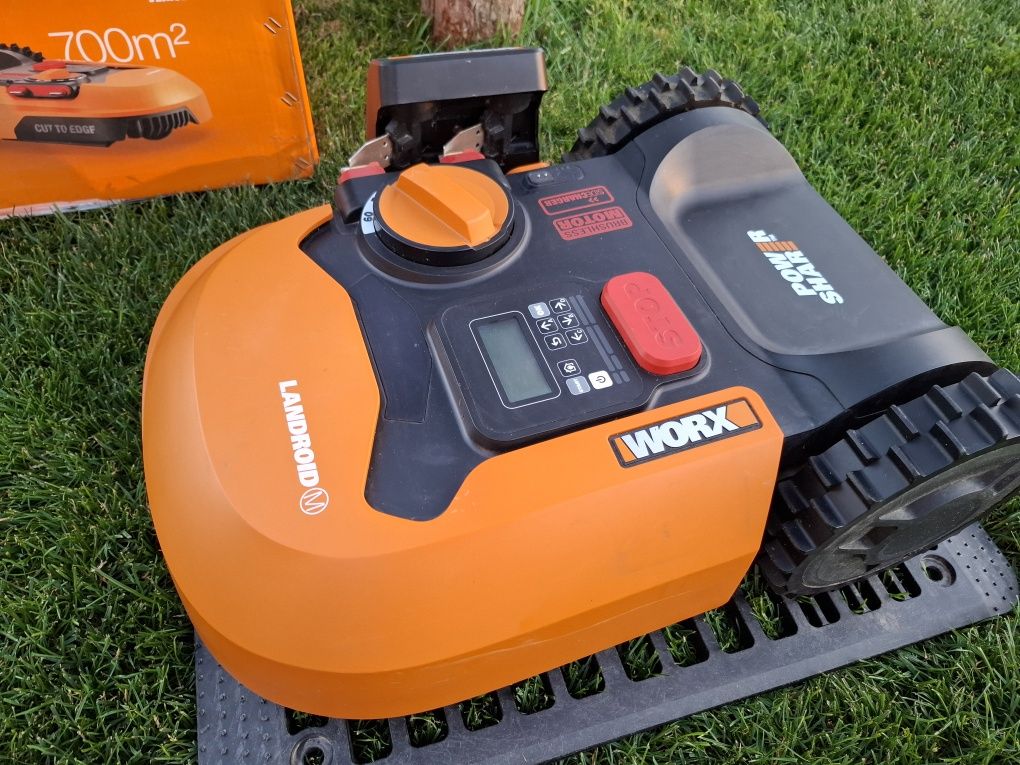 WORX Landroid M700 WR142E robot koszący do 700m2
WR142E | do 700 m²