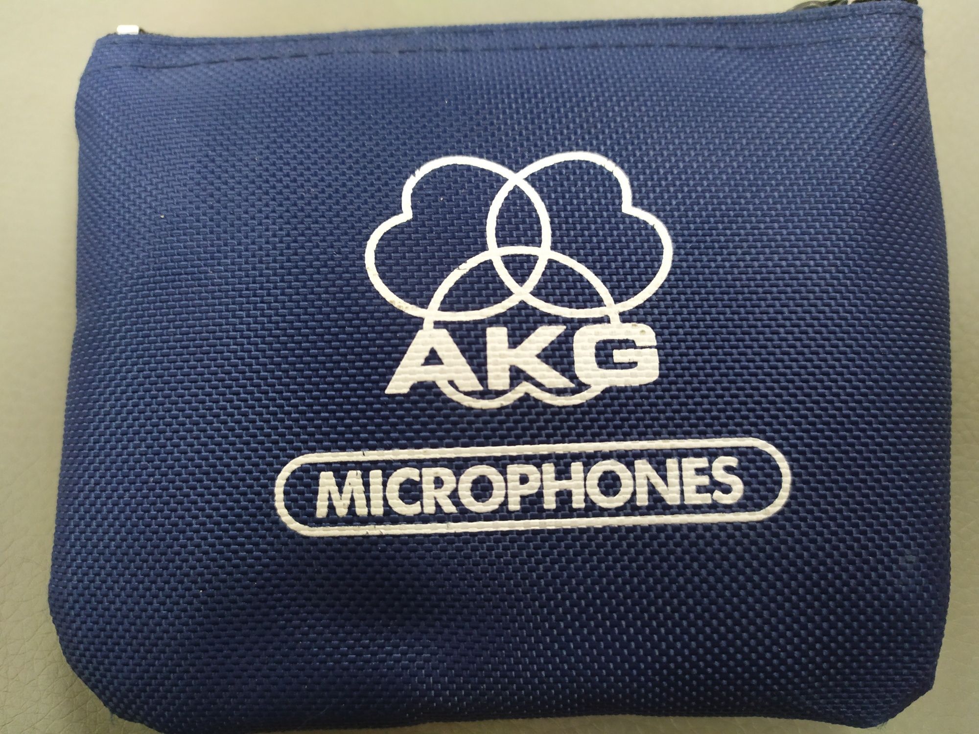 Петличка микрофон AKG C417