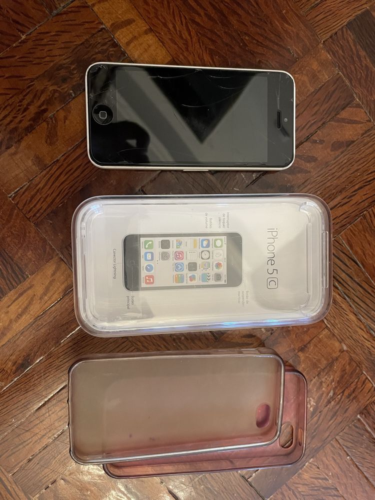 Iphone 5c 16g com caixa