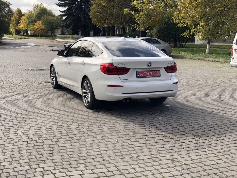 BMW 330 Gran Turismo