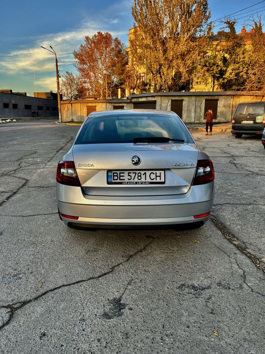 Офіційне Авто a7 2018