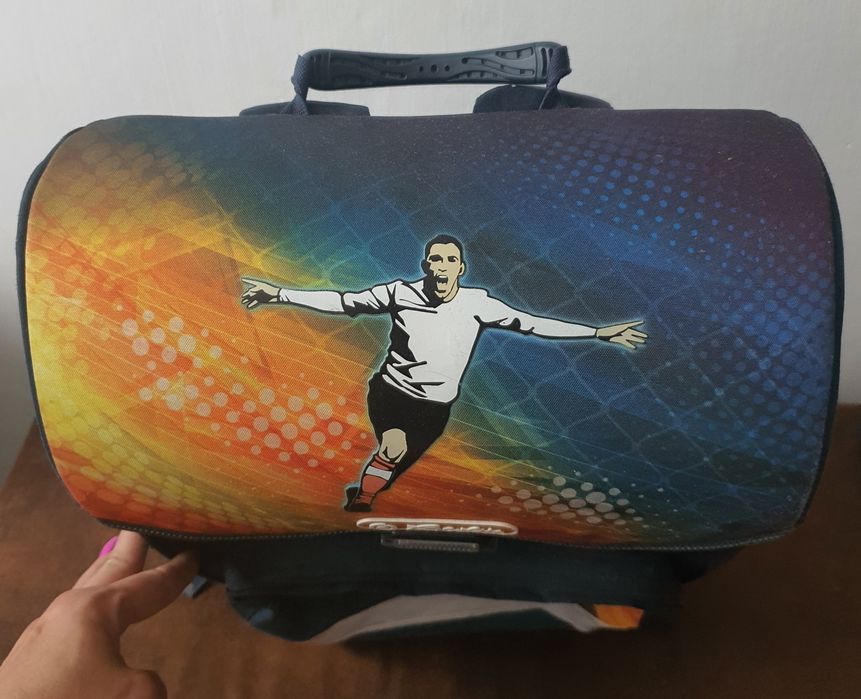 Tornister dla małych fanów piłki, b.lekki