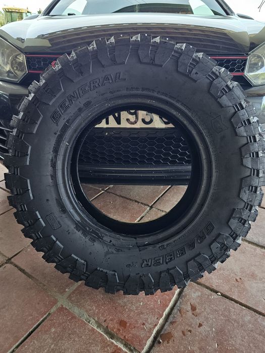 5 Pneus General Grabber X3 245/75r16