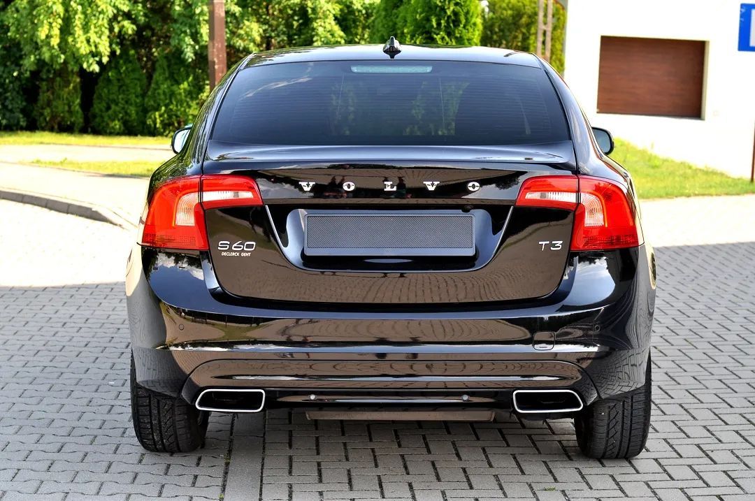 Volvo S60 R e z e r w a c j a