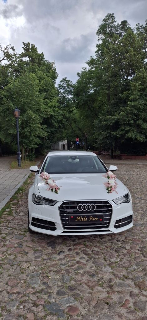 Auto do  ślubu. Białe   AUDI A6 C7 LIFT