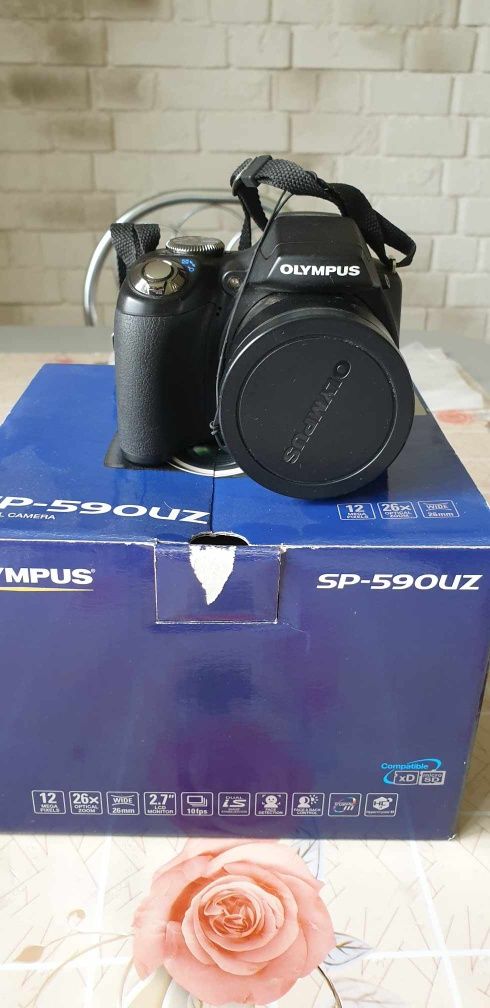 Aparat fotograficzny Olympus sp-590uz