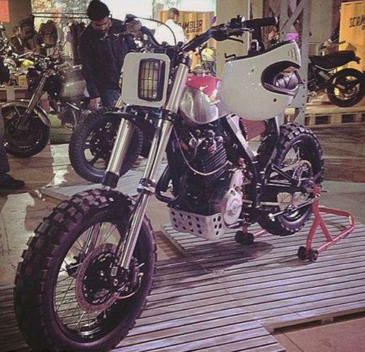 Honda Dominator 650 SCRAMBLER