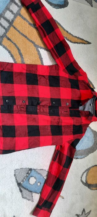 Koszula w czerwoną krate r.140