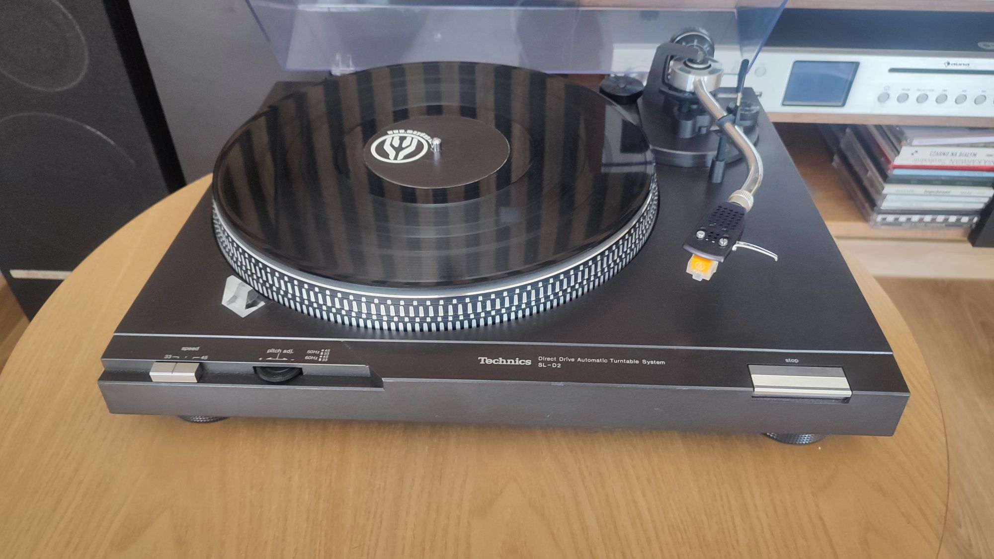 Gramofon Technics SL-D2
