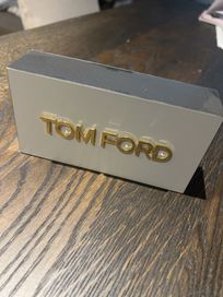 Oryginalny stand reklamowy firmy Tom Ford