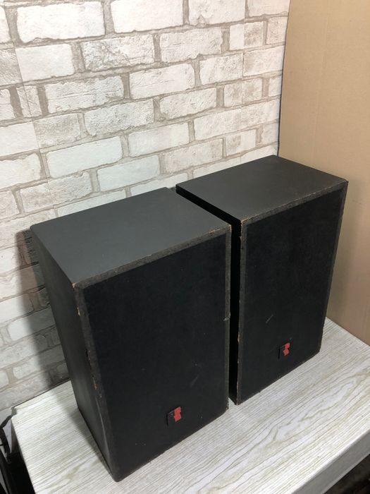 Топова! Полочна акустика/полочная акустика WHD BR 140 з Німеччини