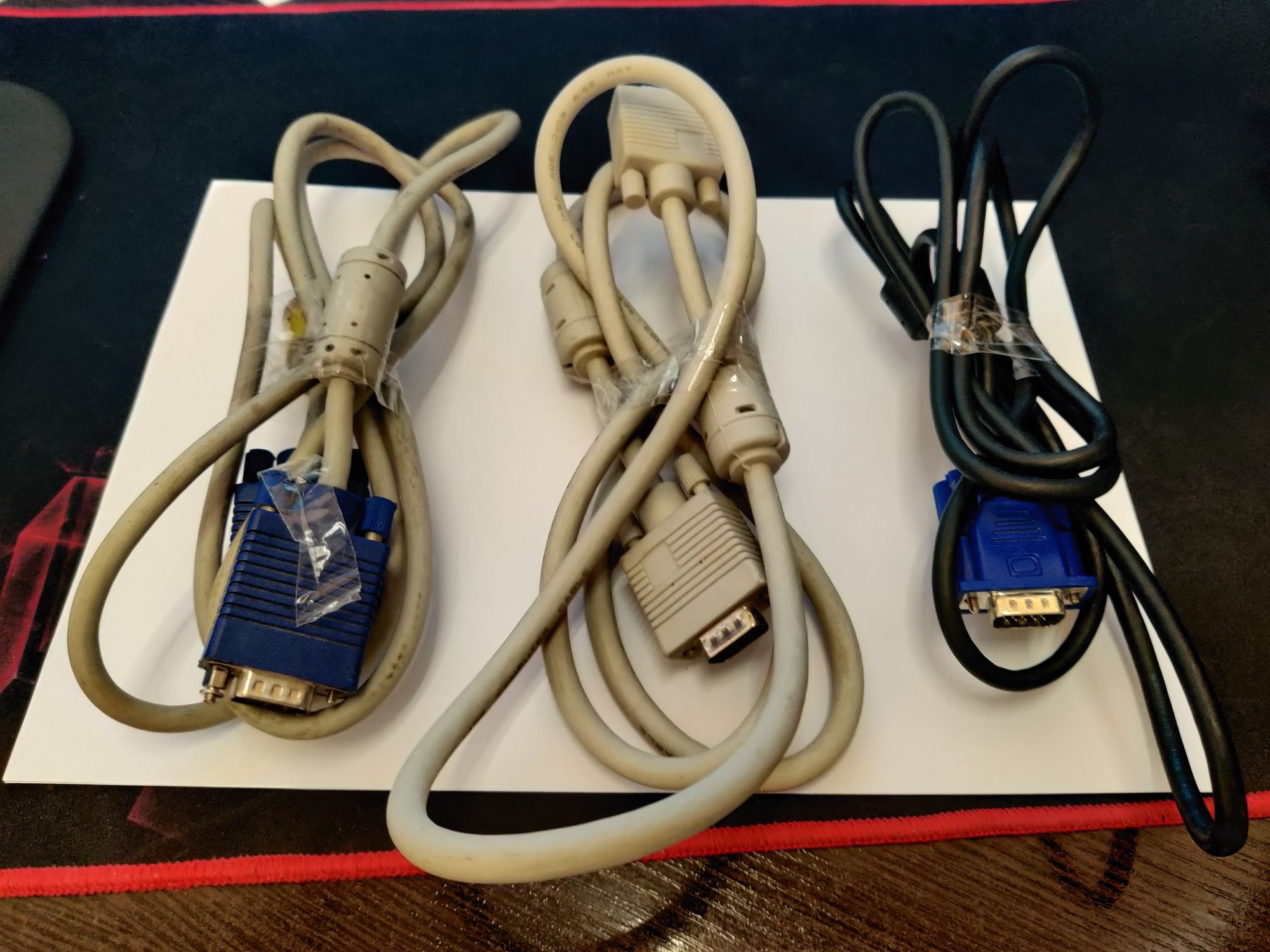 Кабель USB тип А - USB тип В та VGA-VGA