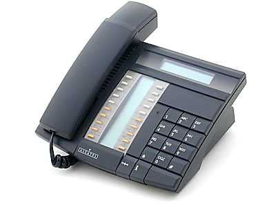 Telefone Alcatel 4012 com visor