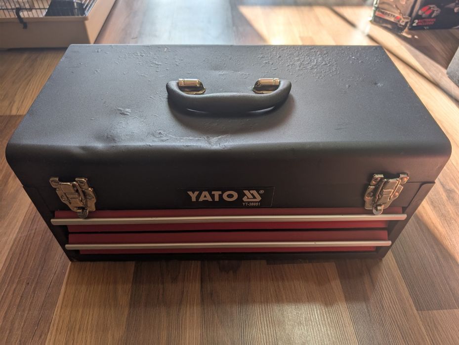 Skrzynka z narzędziami YATO YT-38951