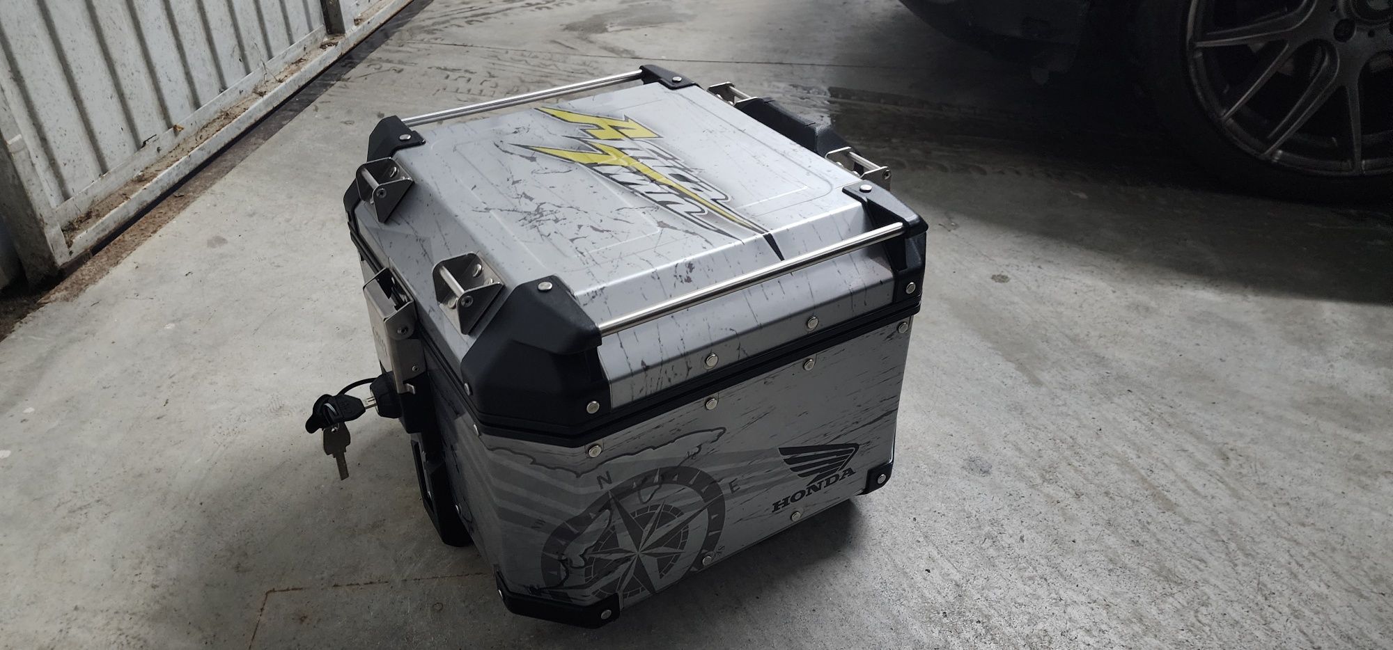 Topcase Givi Trekker Outback 42