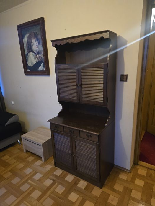 Sprzedam meble w bardzo dobrym stanie 200 zł za każdy.