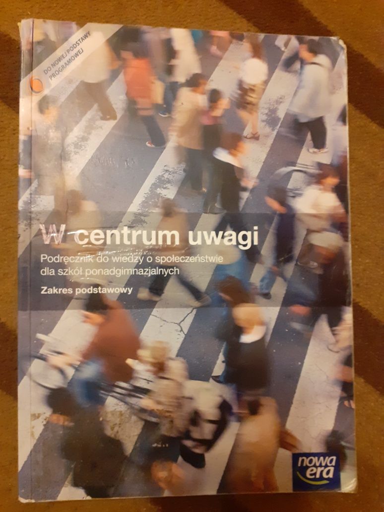 W centrum uwagi podręcznik LO