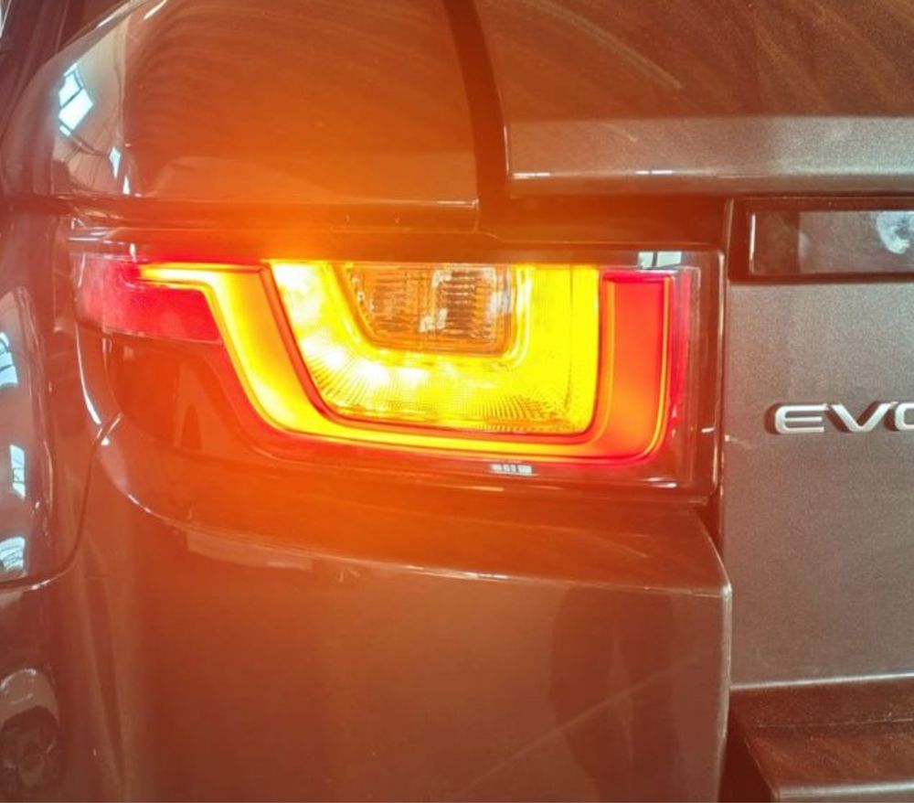Farolins traseiros range rover evoque