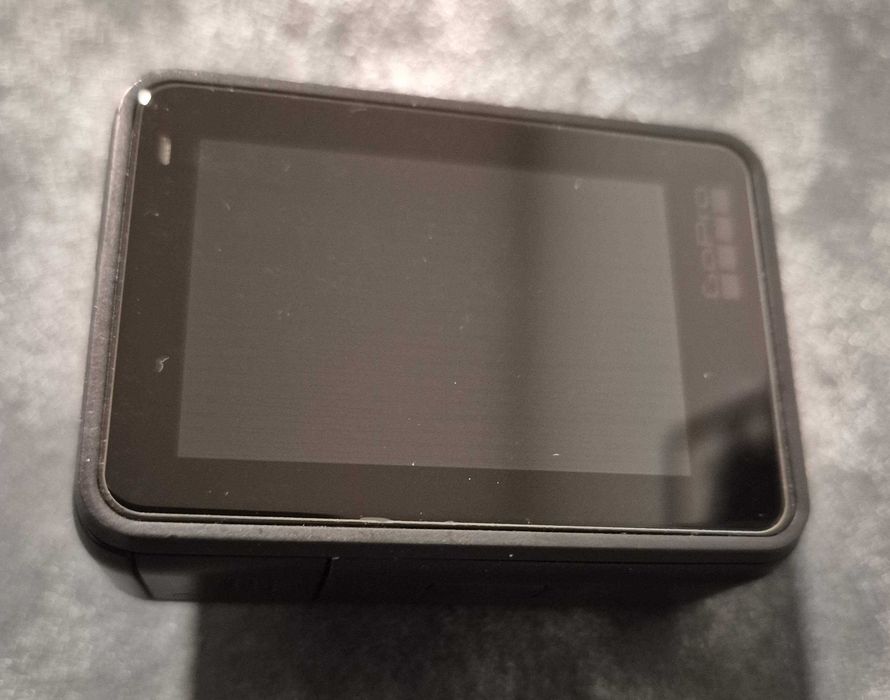 GoPro Hero7 Black + zestaw mocowań i uchwytów, karty SD, akumulatory