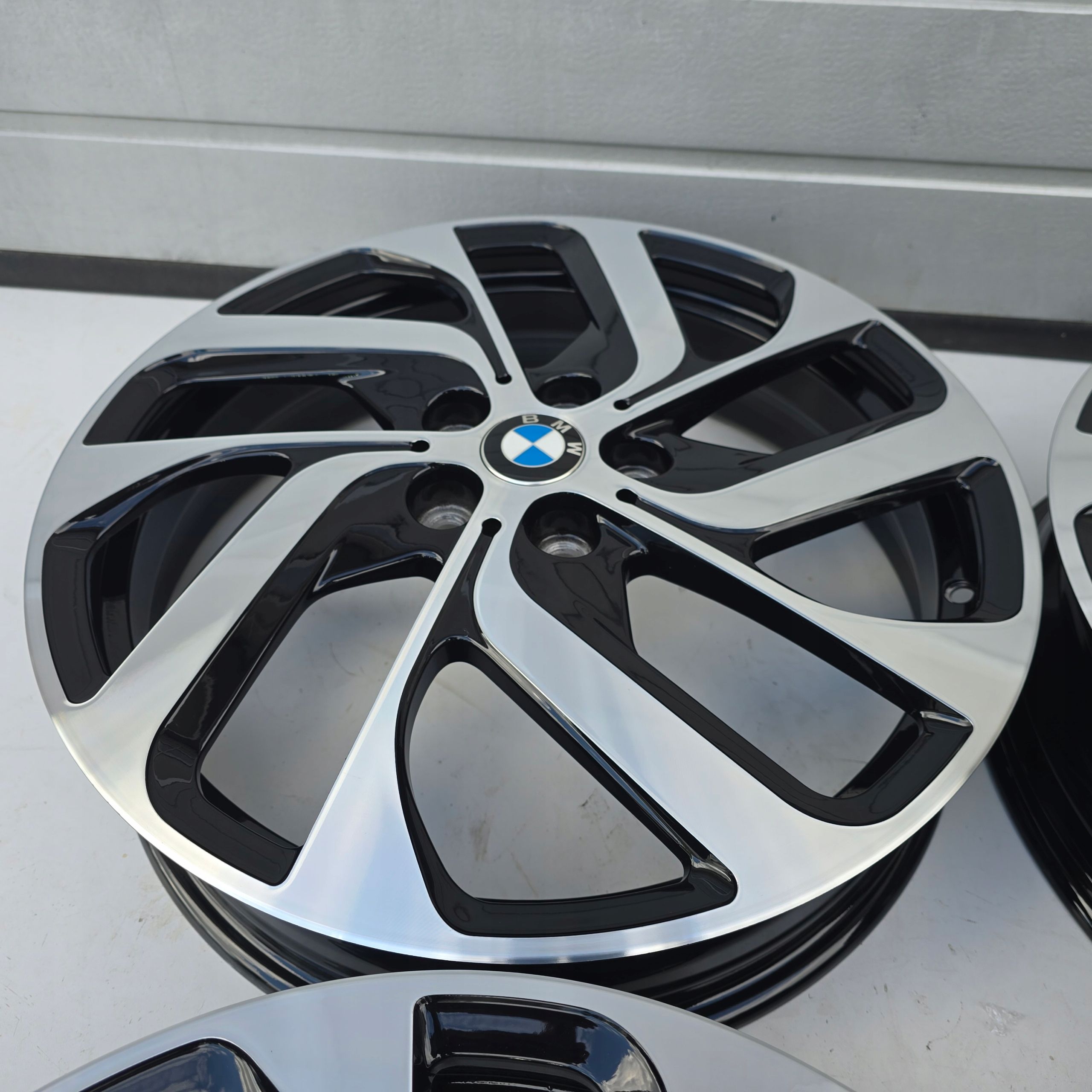 BMW I3 5x19 ET43 5X112 19'' 4X