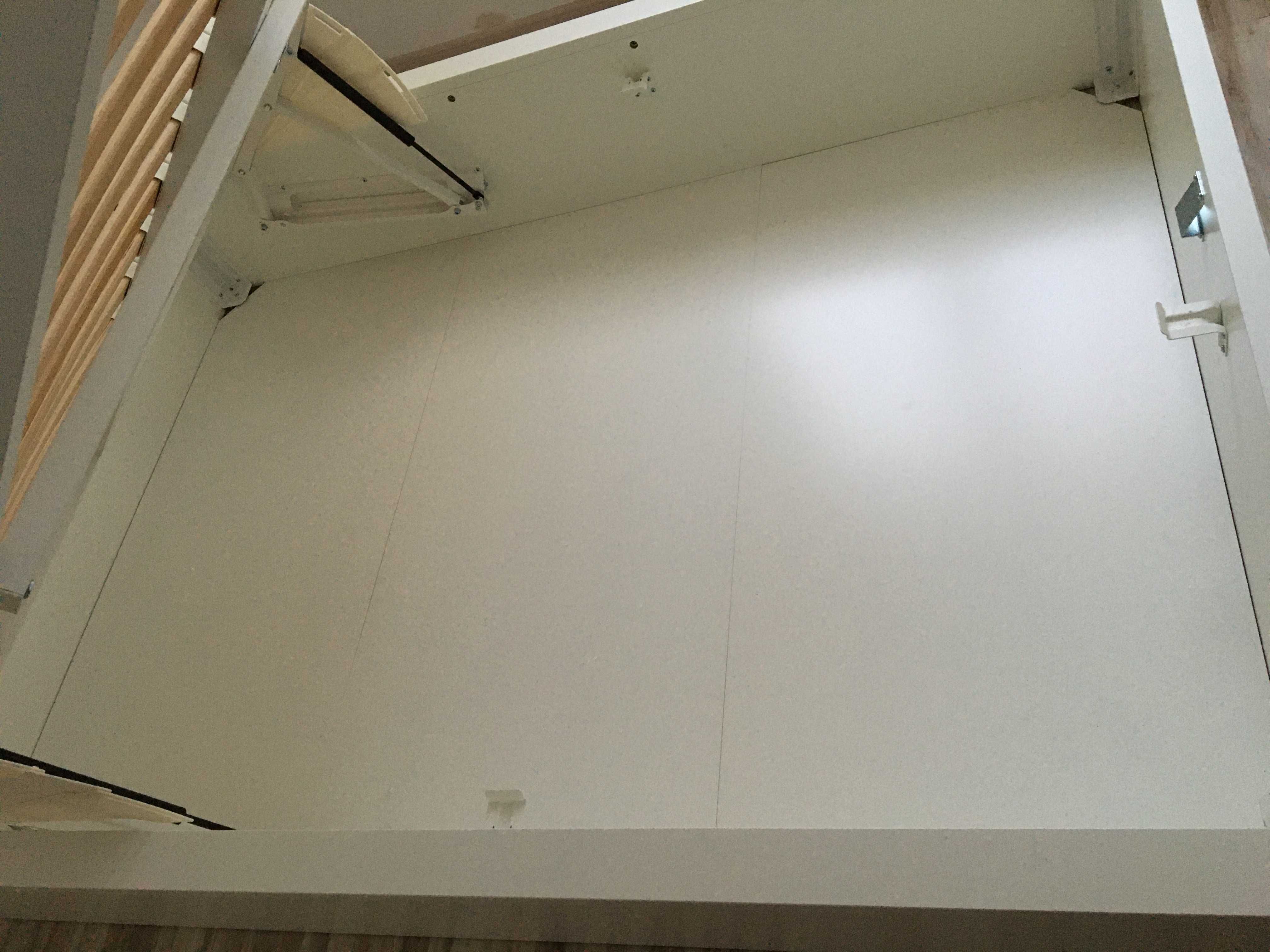 Łóżko z pojemnikiem MALM 140x200 jak nowe białe