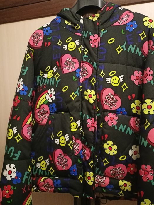 Продам жіночу  куртку