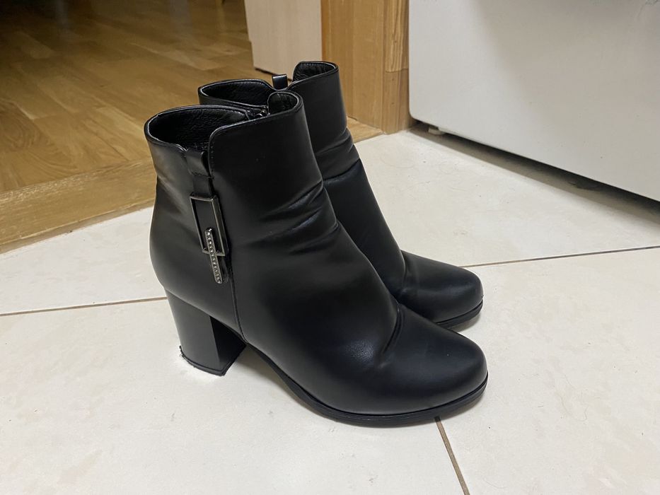 ботинки женские черные