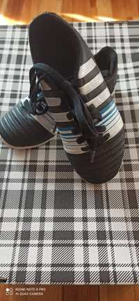 Buty piłkarskie dla chłopca