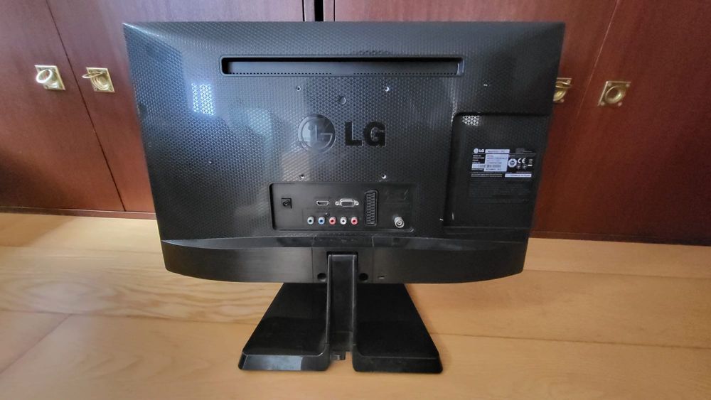 TV + Monitor LED (2 em 1) LG M2232 21.5” Full HD