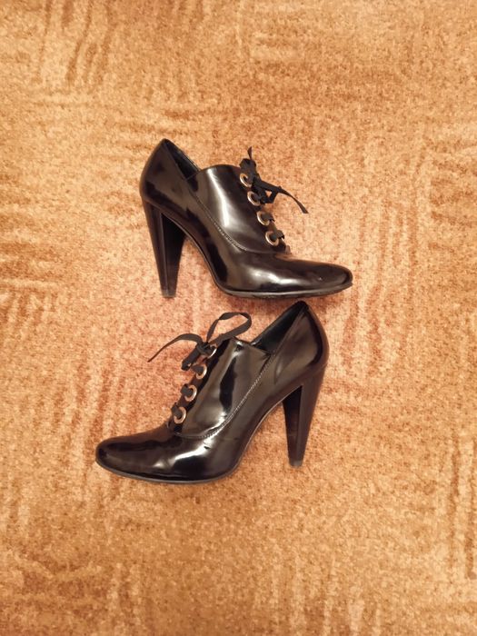 Продам  туфли 37р.