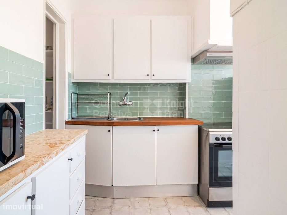 Apartamento T1 mobilado para arrendamento na Penha de França