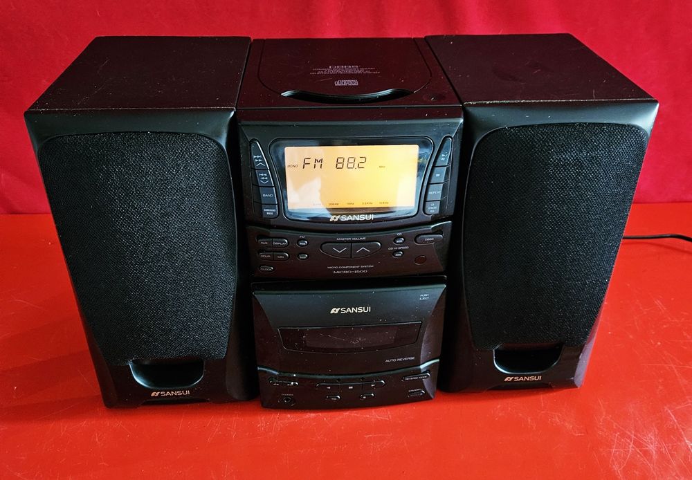 Japońska wieża z kolumnami Sansui