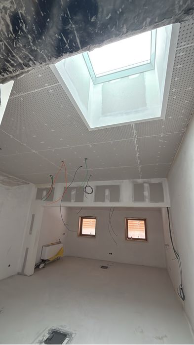 Estrutura em lsf,Pladur em geral, teto falso,divisórias, barramento, remodelação,