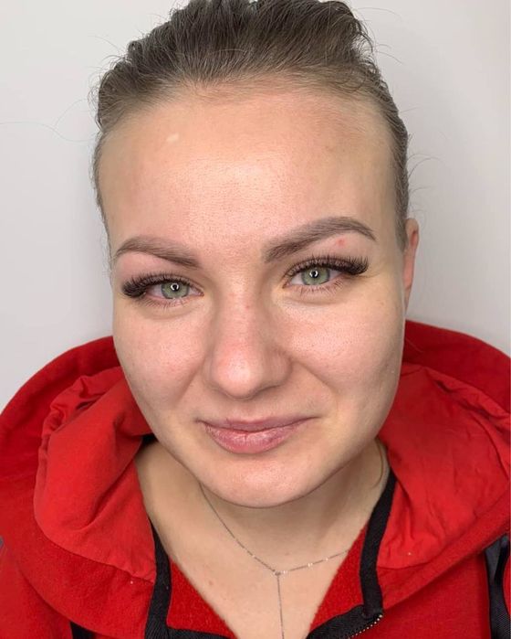 Нарощення вій Троєщіна