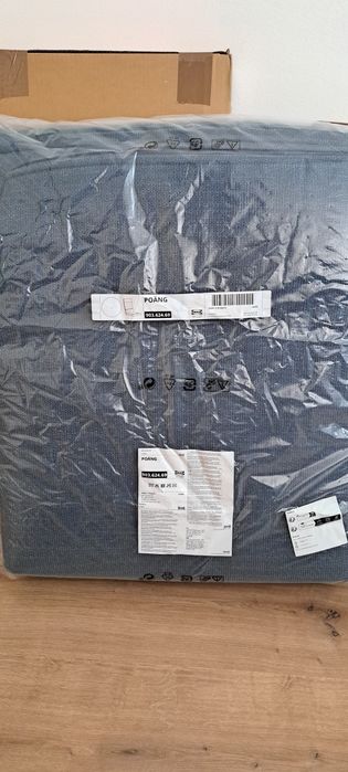 Poltrona Poäng (estrutura e almofada]