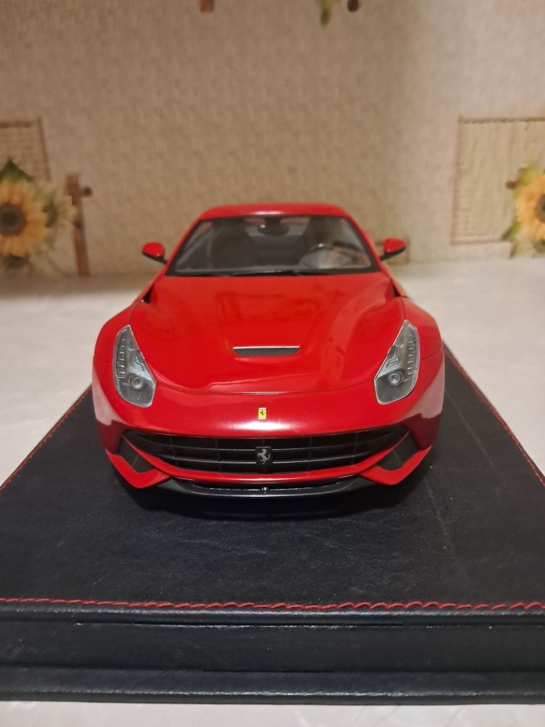 Масштабная модель 1/18 Ferrari F12 Berlinetta  модель