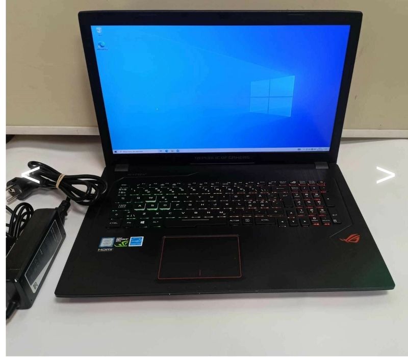 ASUS Rog Strix GL753 GAMING i7 7700HQ GTX 1050Ti + Photoshop