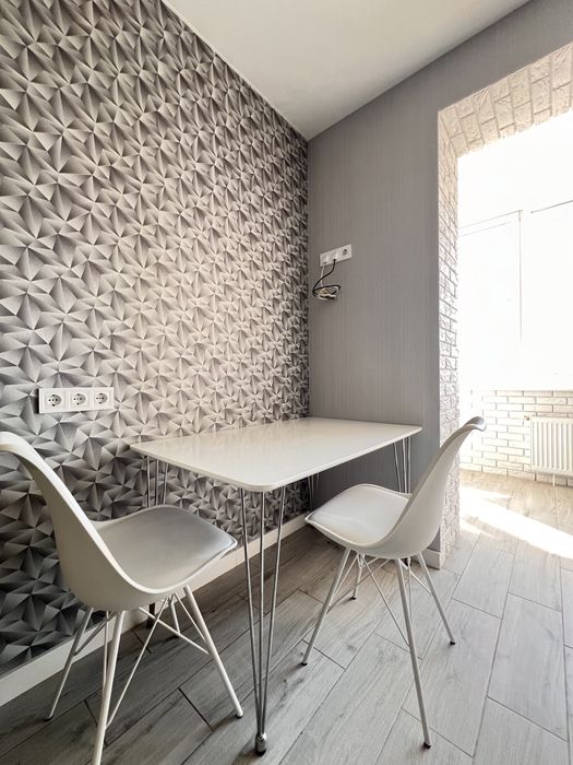 Эксклюзив!! Продам квартиру с ремонтом в ЖК Лазурный !!