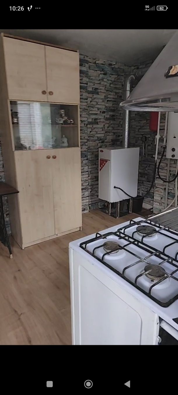 Продам дом в Червоном Шахтаре