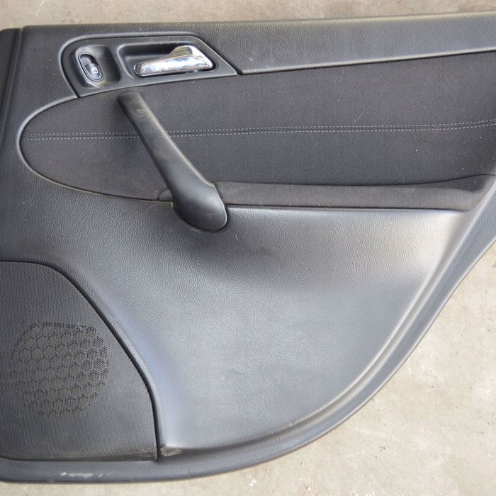 mercedes-benz c w203 boczki tapicerka drzwi komplet zestaw a2037308870