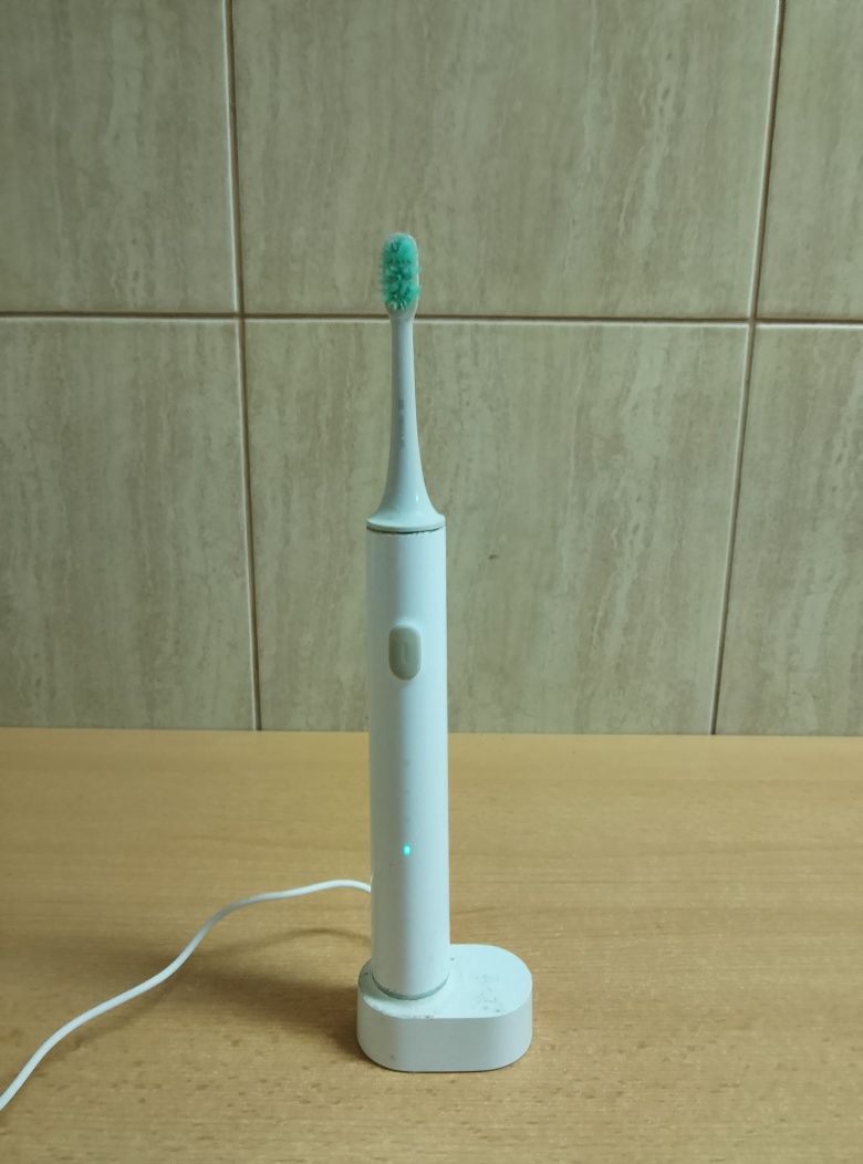 Elektryczna szczoteczka do zębów MI Electric + ładowarka