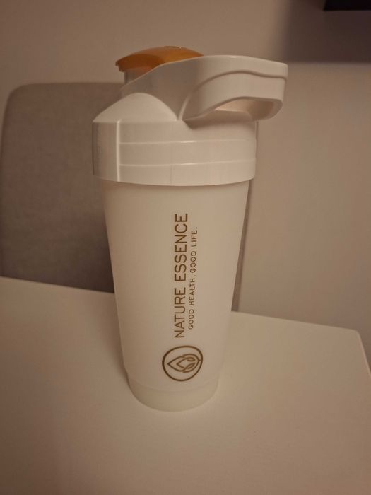 Nowy shaker Nature Essence