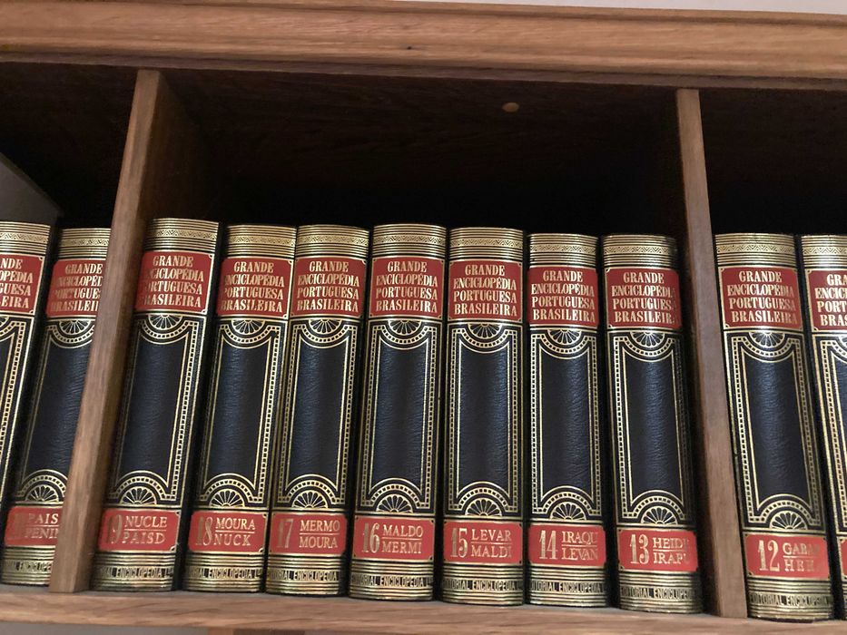 Enciclopedia Portuguesa e Brasileira